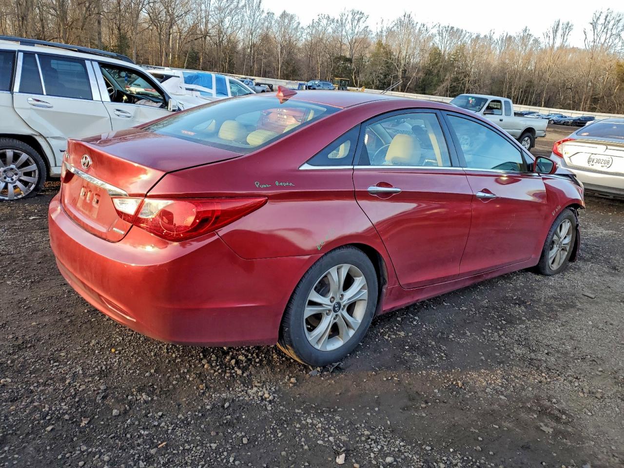 2013 HYUNDAI SONATA SE photo 3