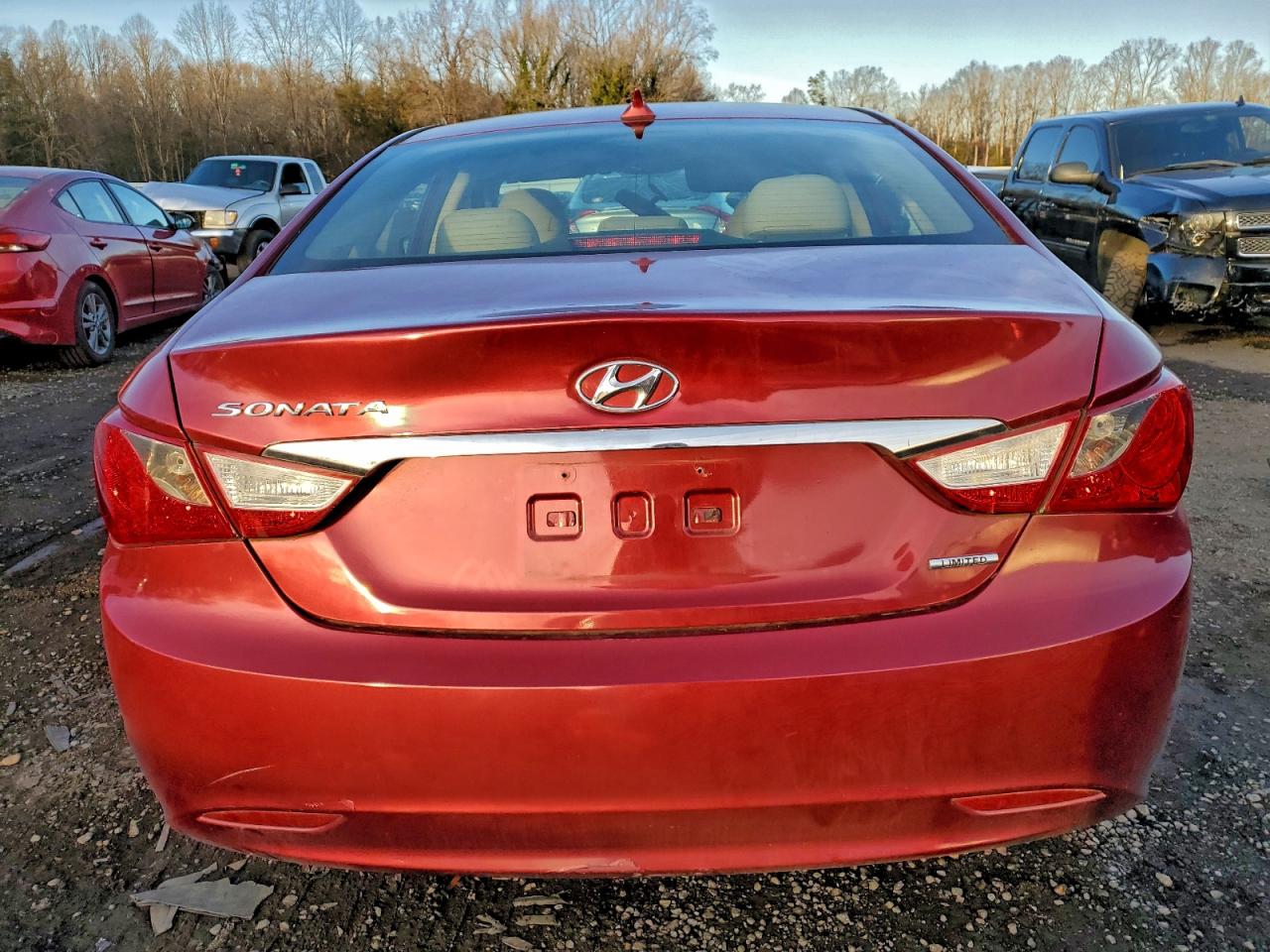 2013 HYUNDAI SONATA SE photo 6