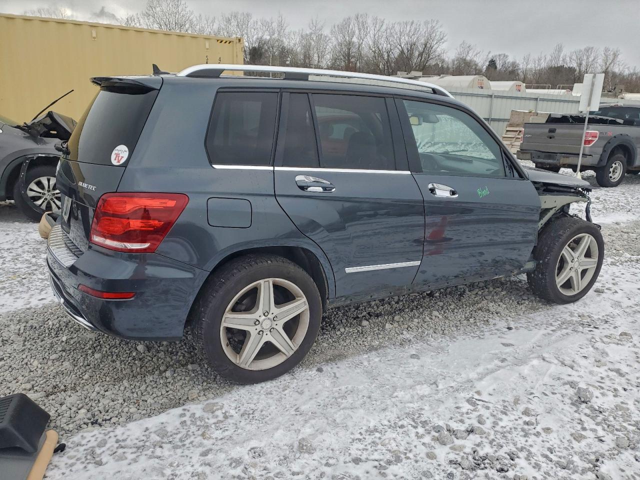 2013 MERCEDES-BENZ GLK 250 BLUETEC photo 3