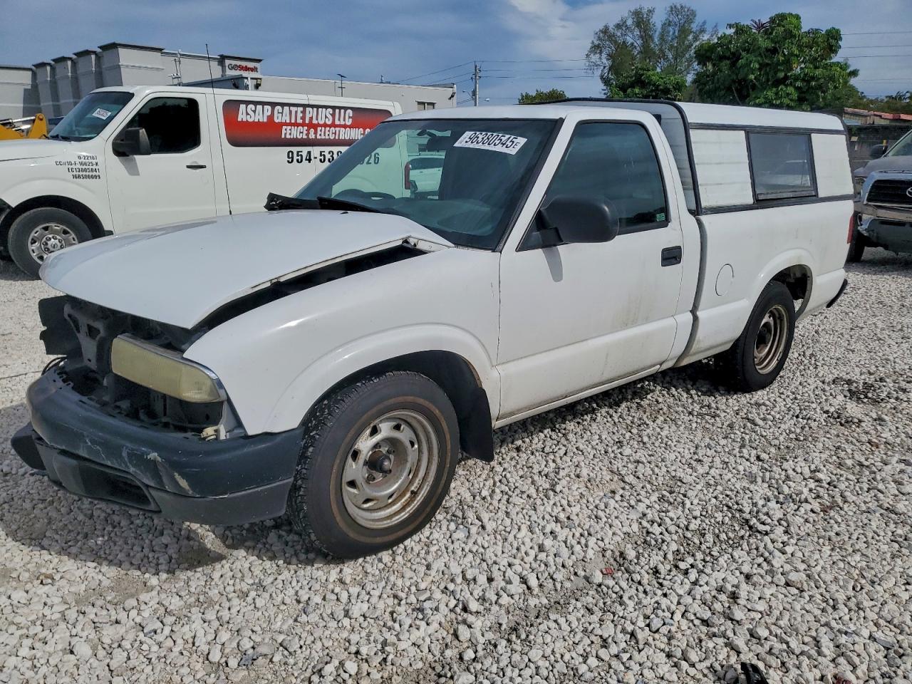 2003 CHEVROLET S TRUCK