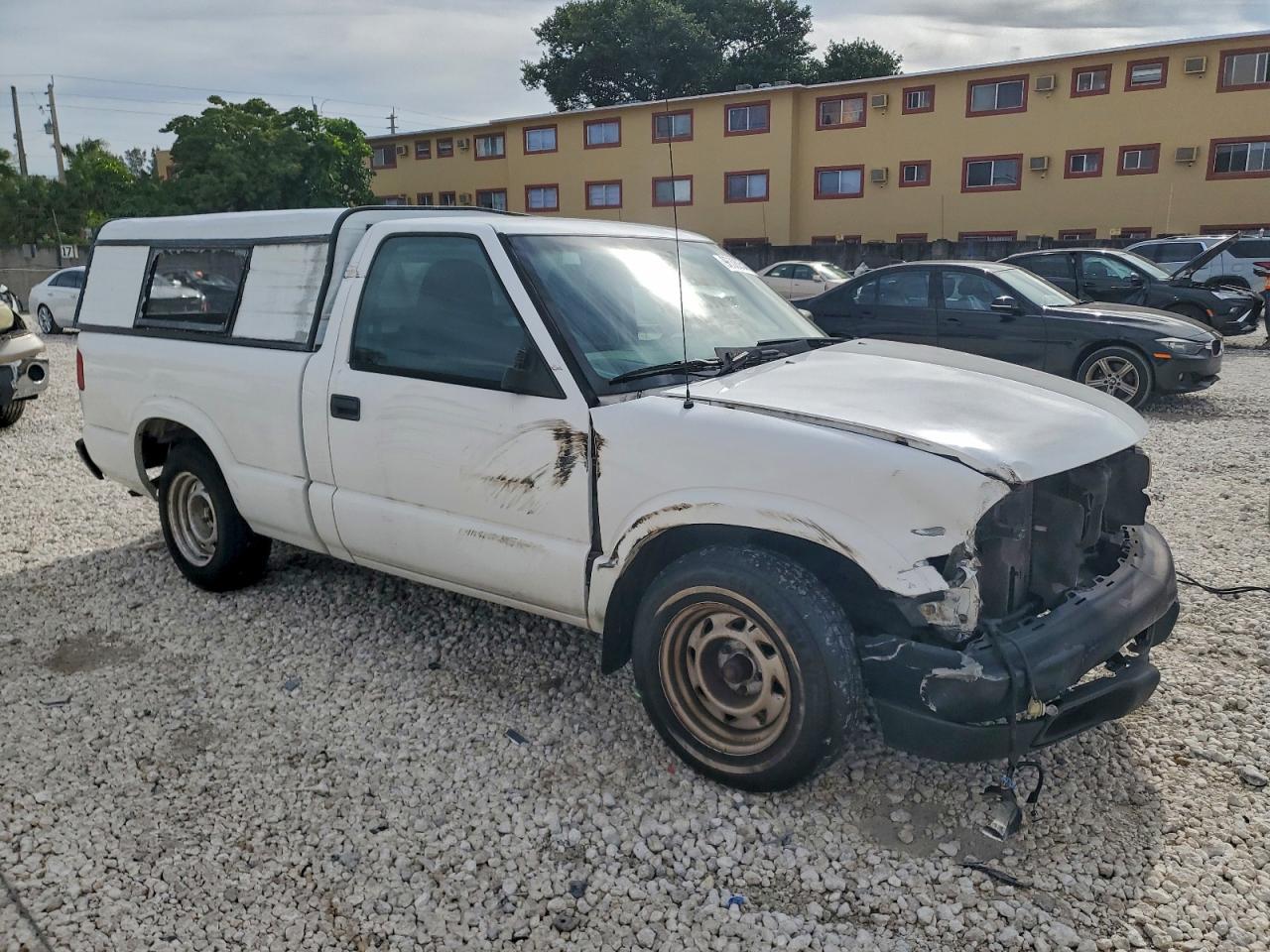 2003 CHEVROLET S TRUCK S10 photo 4