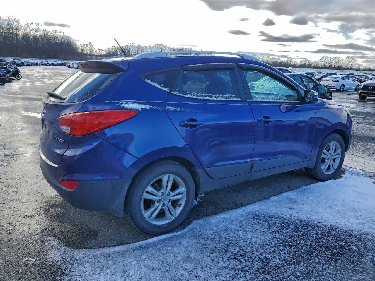 2012 HYUNDAI TUCSON GLS photo 3