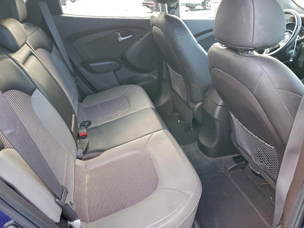 2012 HYUNDAI TUCSON GLS photo 11