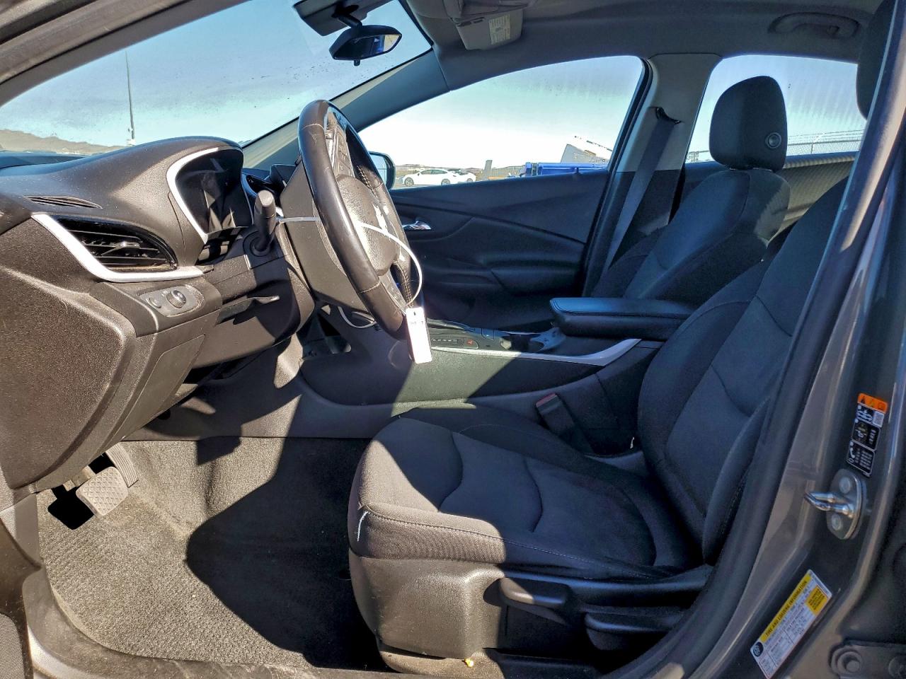 2016 CHEVROLET VOLT LT photo 13
