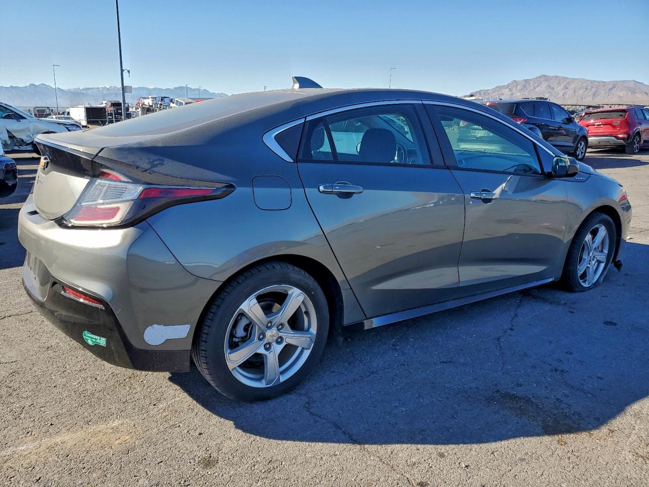 2016 CHEVROLET VOLT LT photo 5