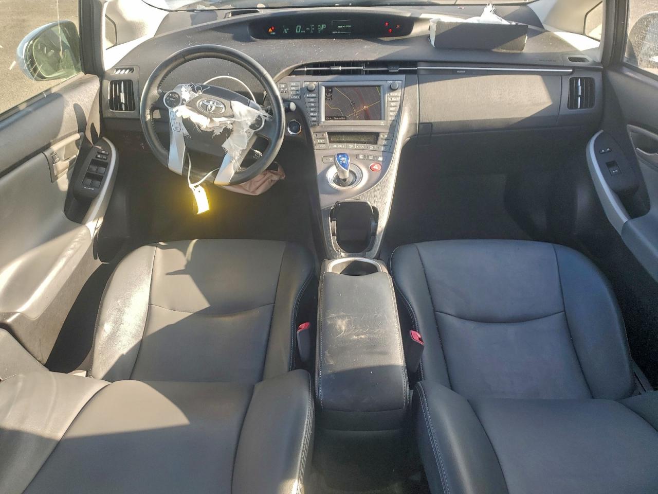 2012 TOYOTA PRIUS photo 8