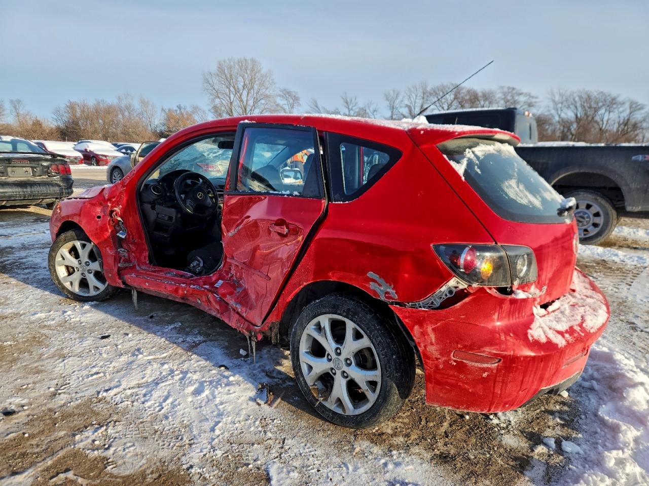 2007 MAZDA 3 HATCHBACK photo 2