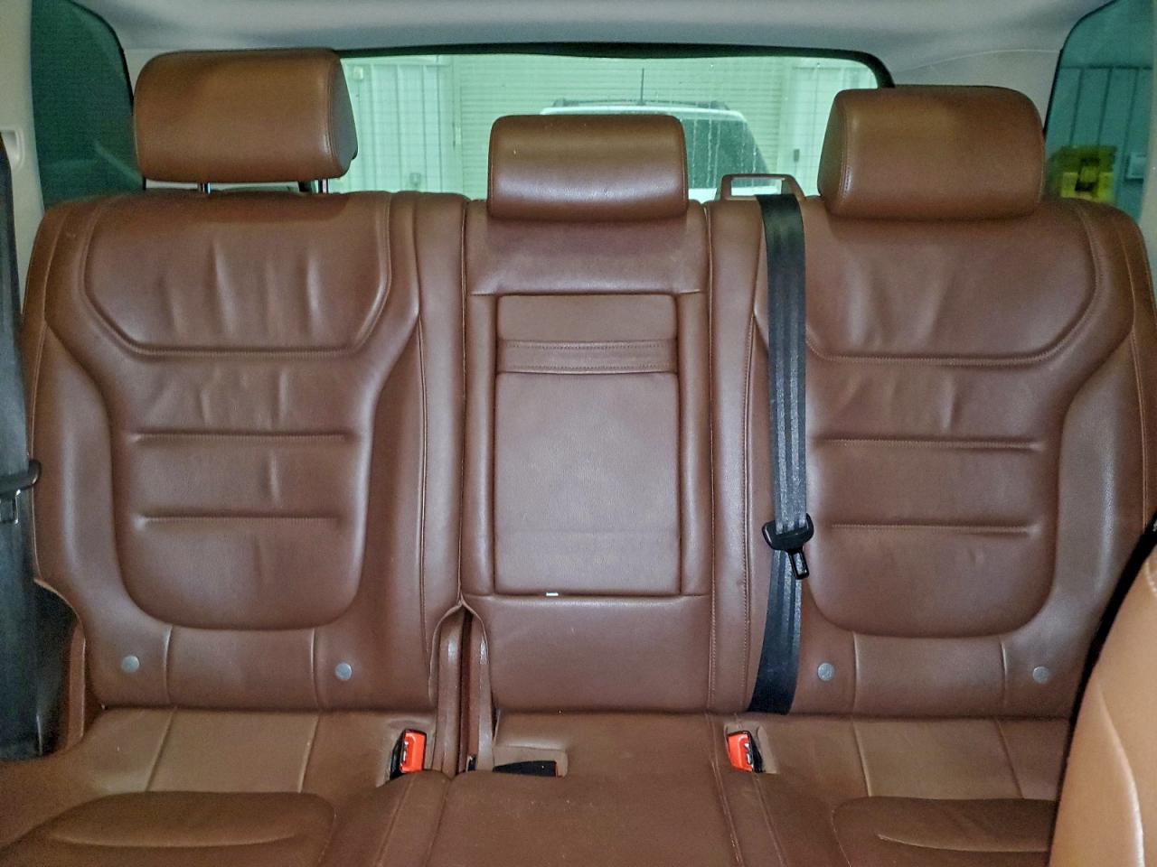 2013 VOLKSWAGEN TOUAREG V6 photo 10
