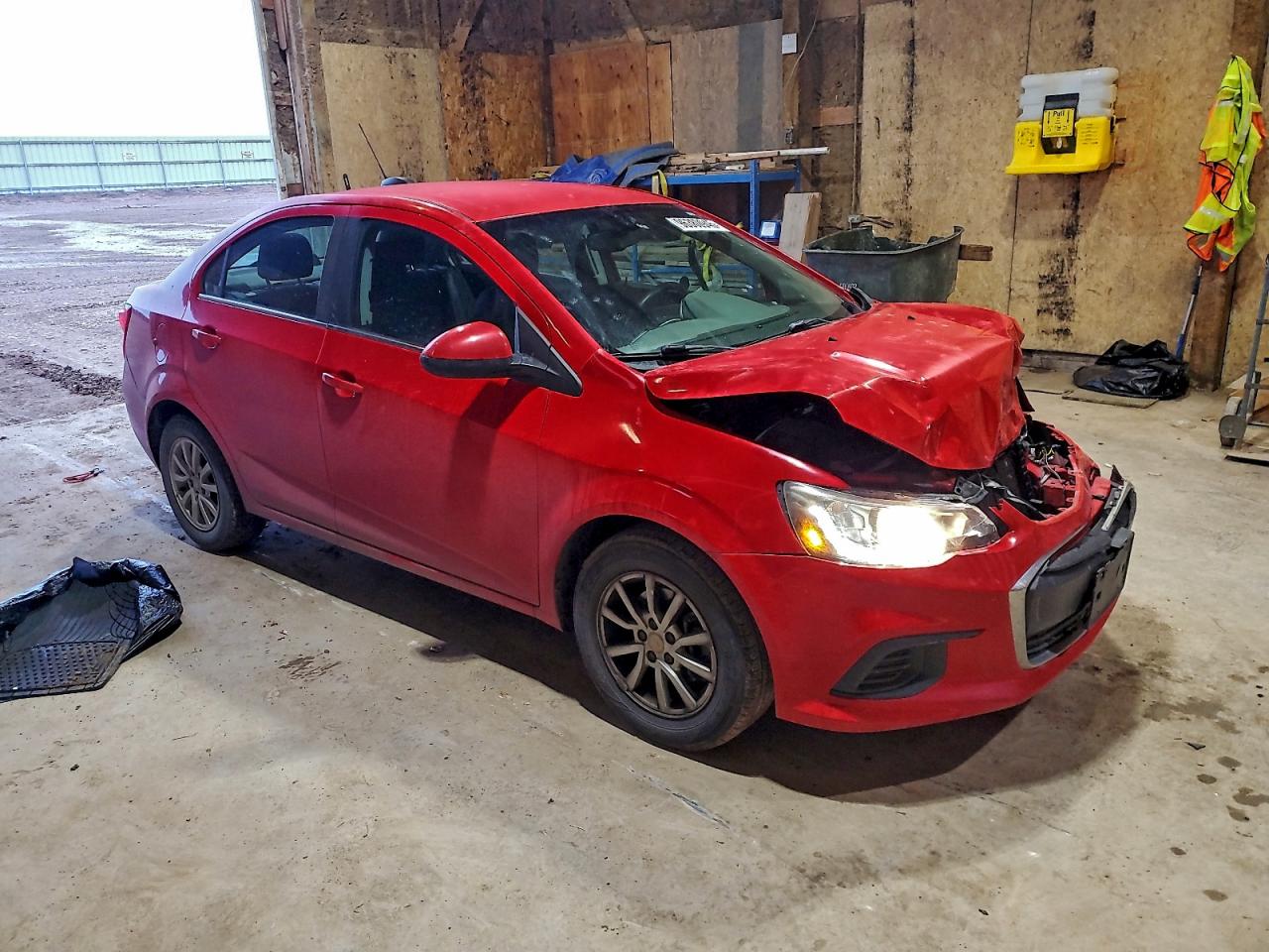 2017 CHEVROLET SONIC LT photo 4