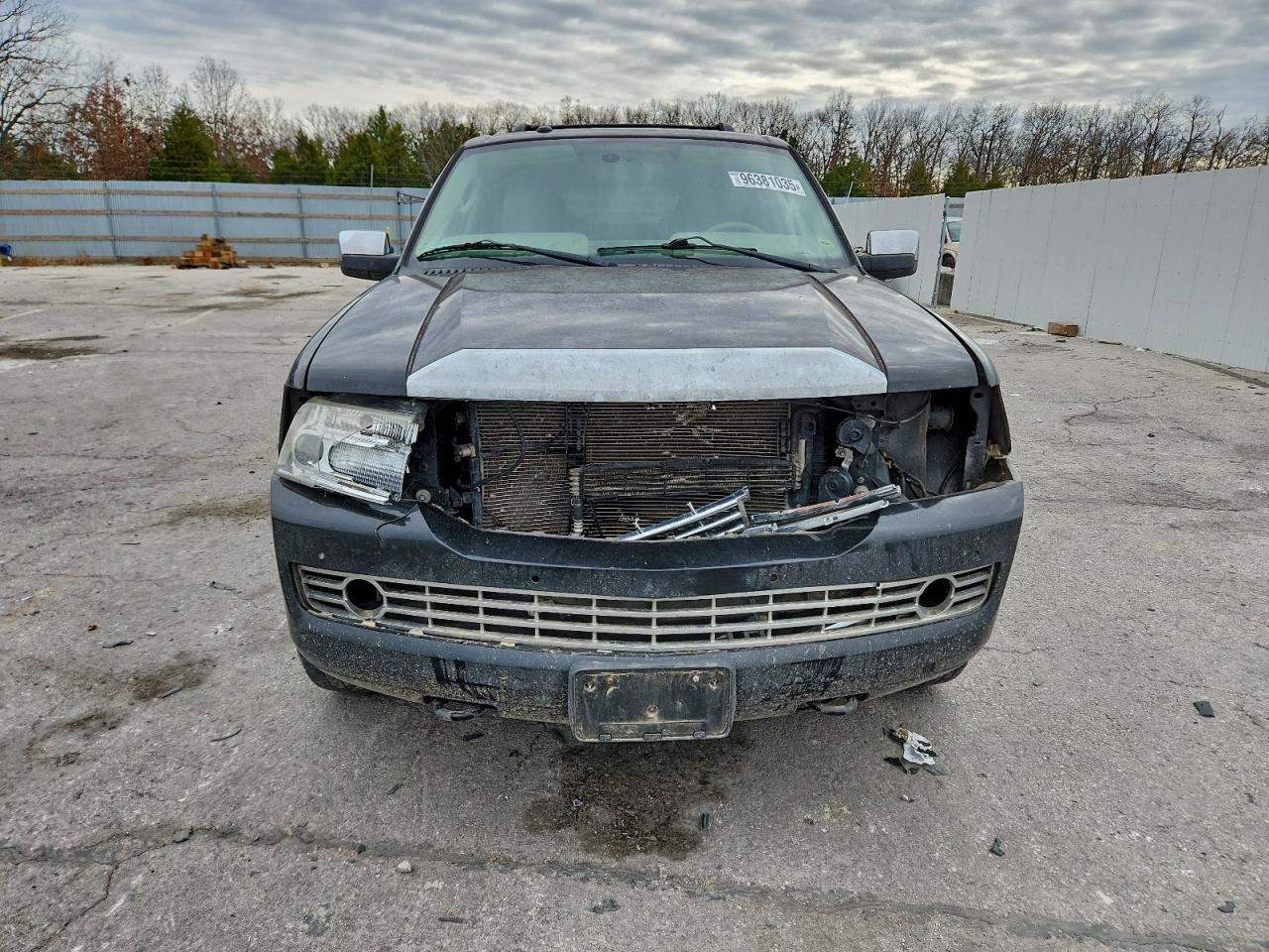 2013 LINCOLN NAVIGATOR photo 5