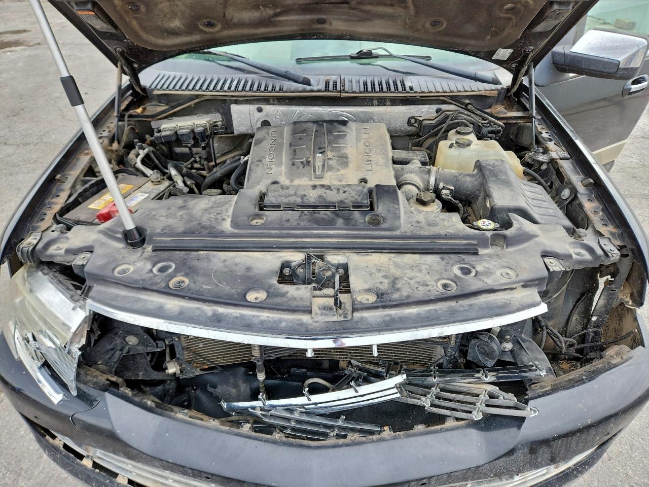 2013 LINCOLN NAVIGATOR photo 12