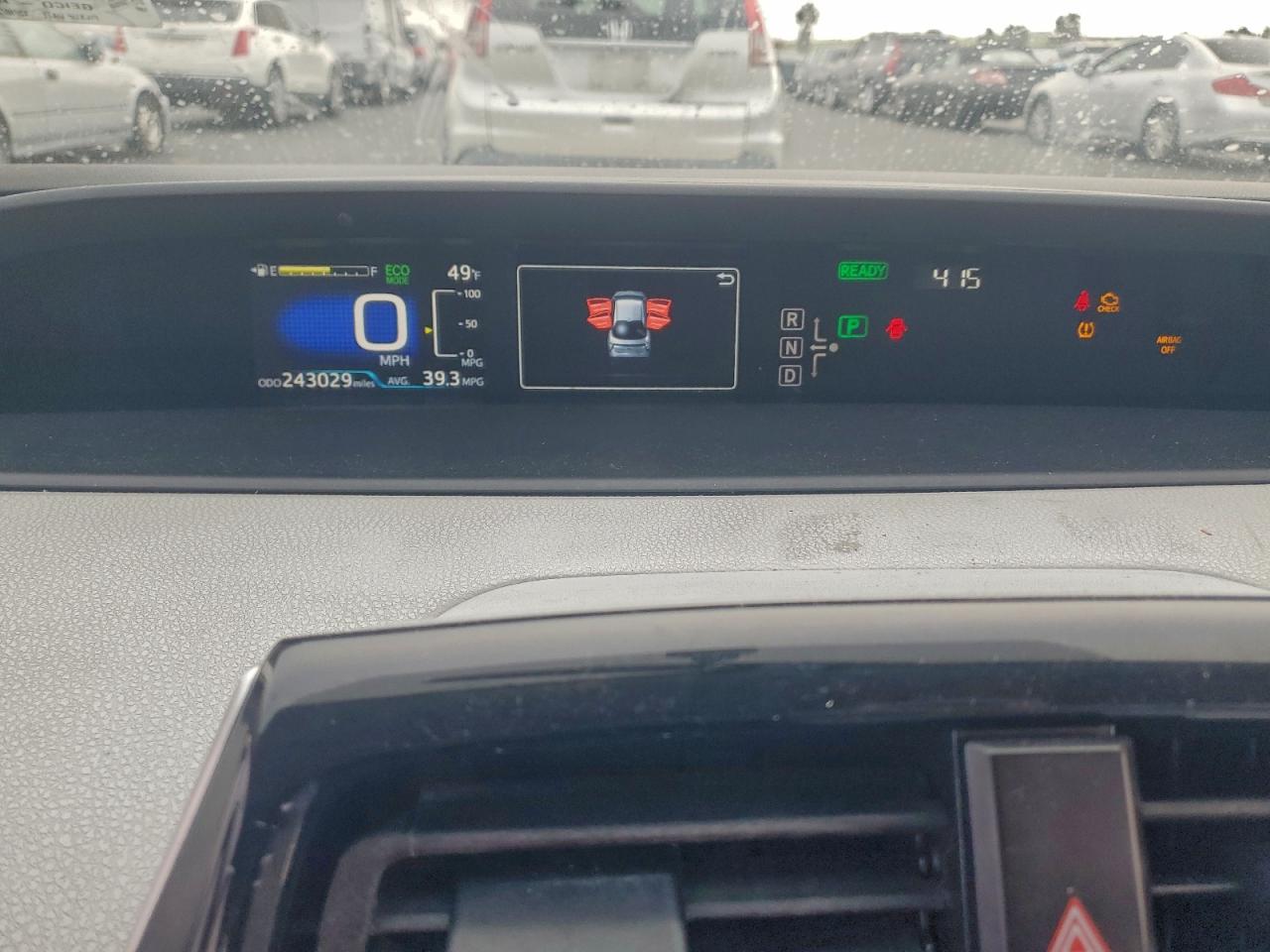 2016 TOYOTA PRIUS photo 9