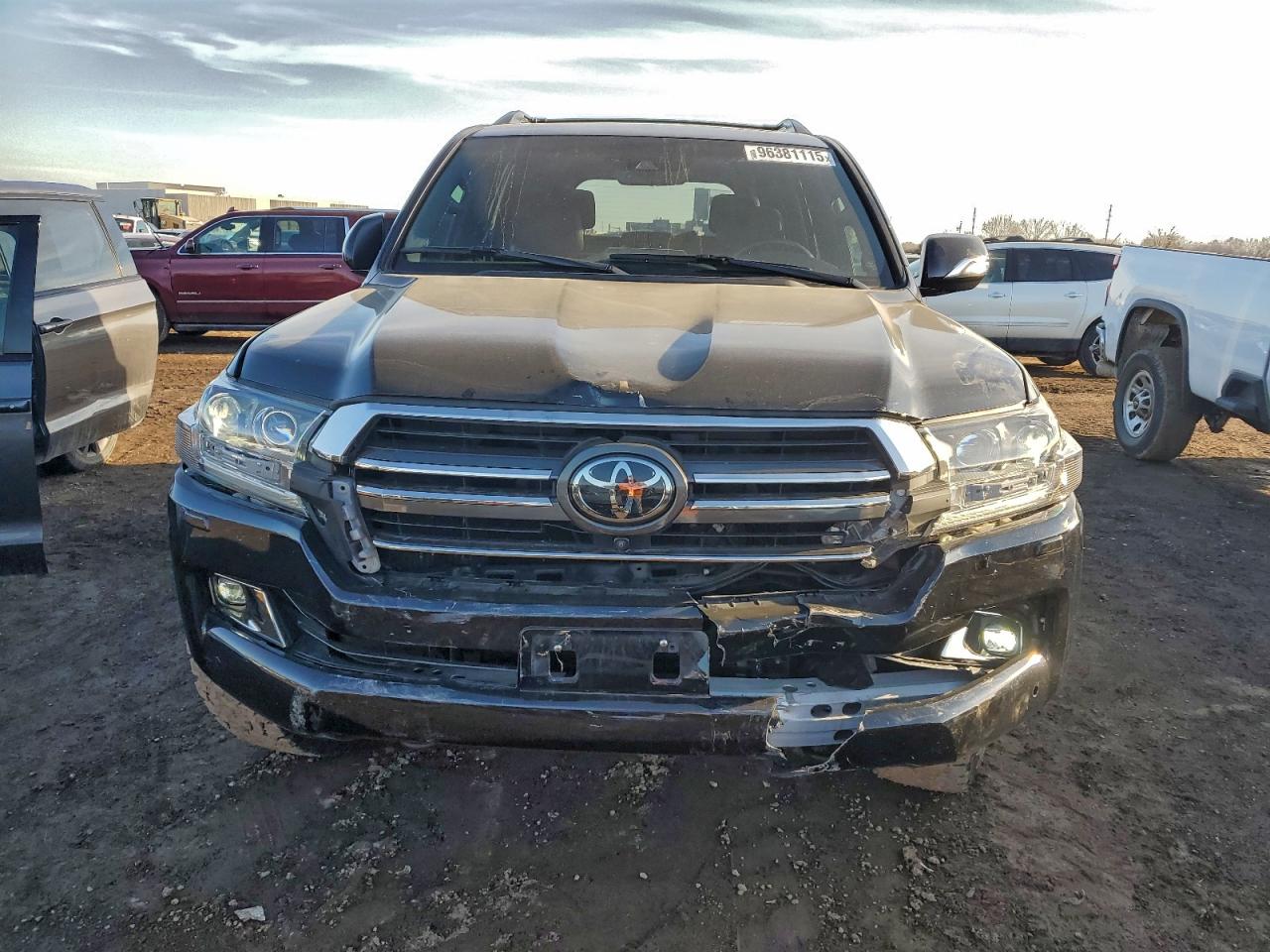 2020 TOYOTA LAND CRUISER VX-R photo 5