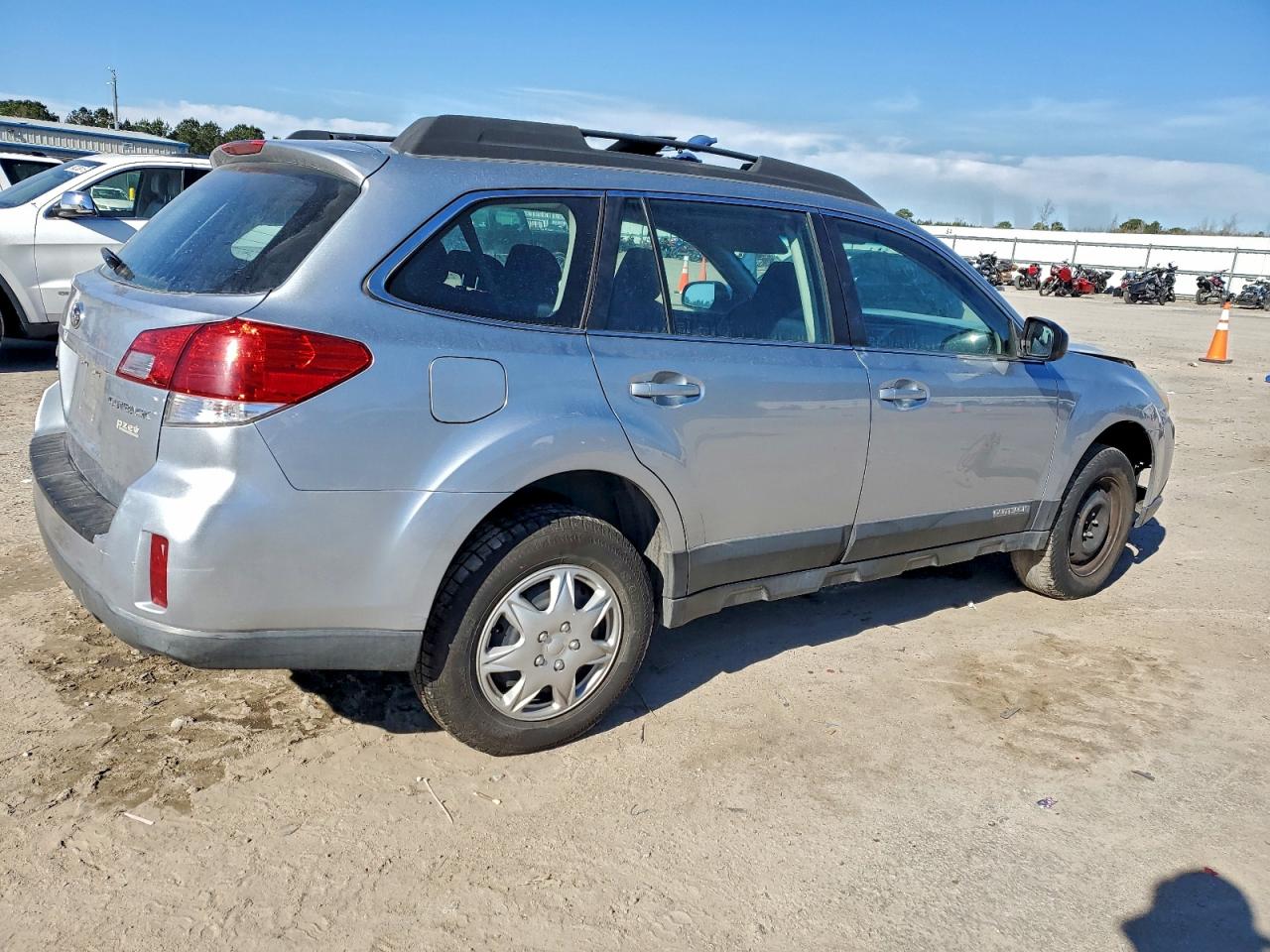 2012 SUBARU OUTBACK 2.5I photo 3