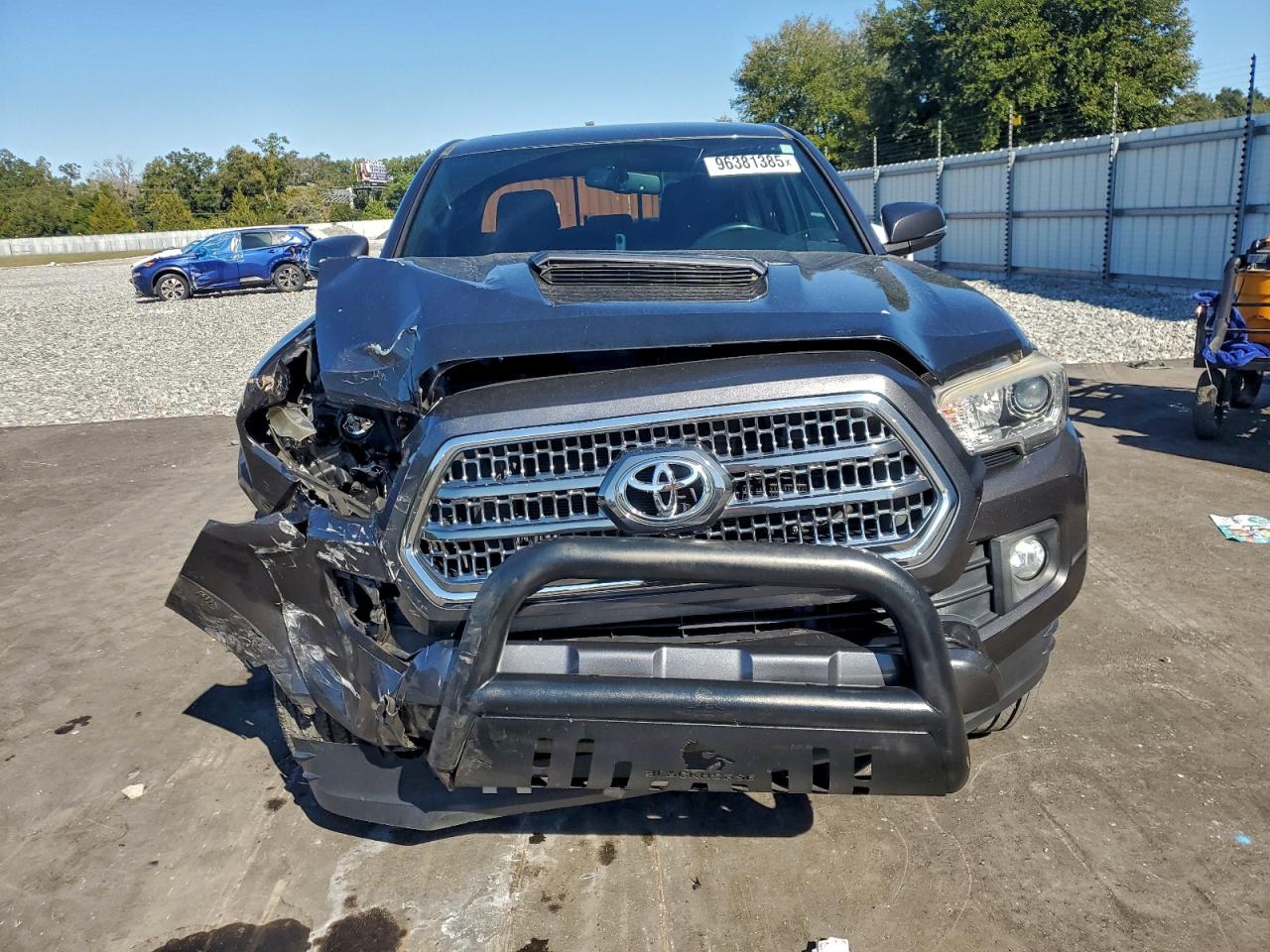 2017 TOYOTA TACOMA DOUBLE CAB photo 5