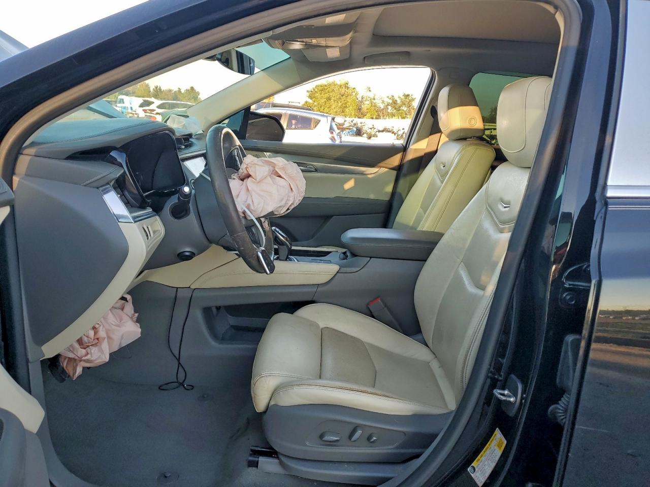 2017 CADILLAC XT5 LUXURY photo 7