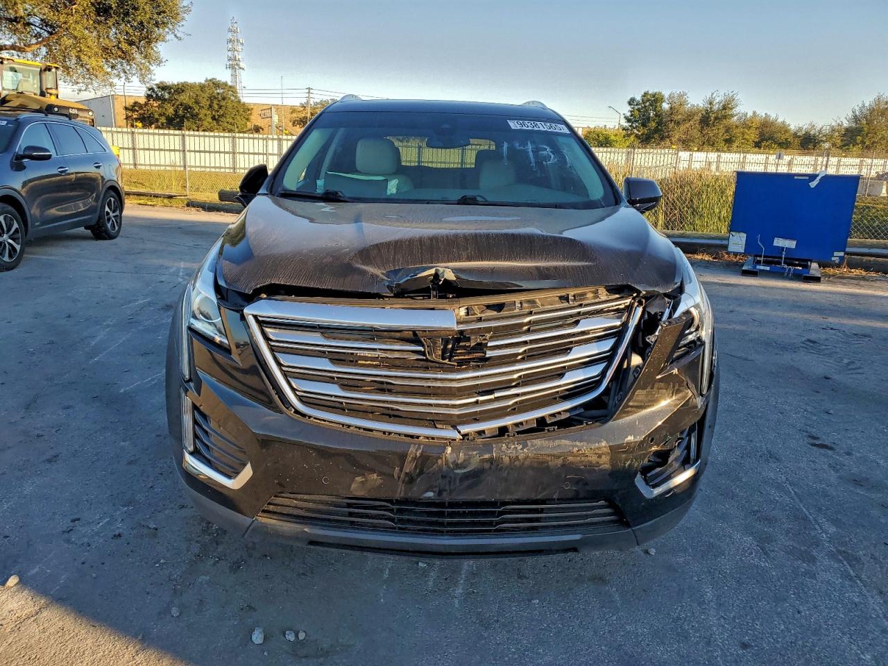 2017 CADILLAC XT5 LUXURY photo 5
