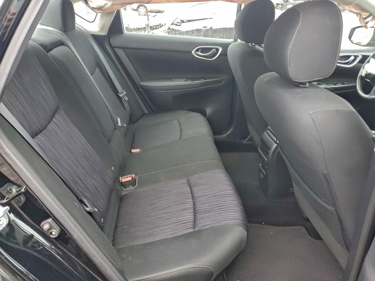 2019 NISSAN SENTRA S photo 10