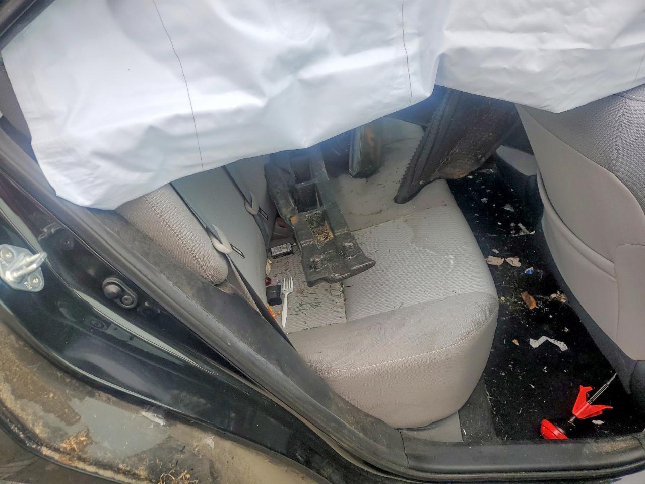 2016 TOYOTA COROLLA L photo 10