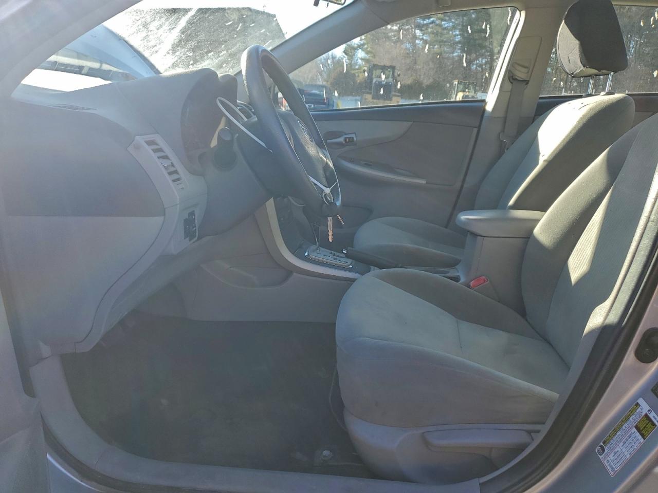 2010 TOYOTA COROLLA BASE photo 7