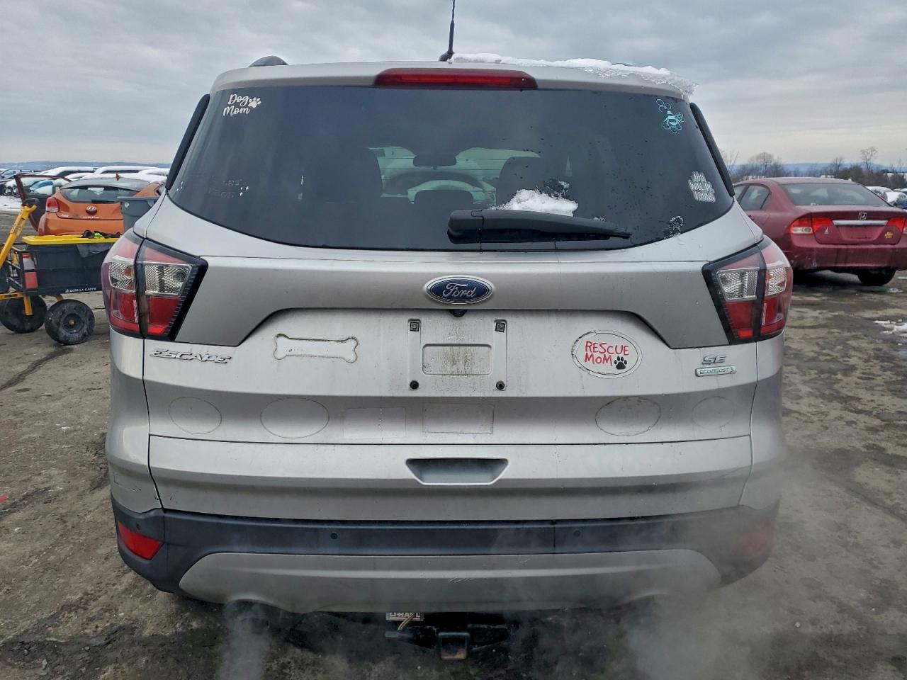 2017 FORD ESCAPE SE photo 6