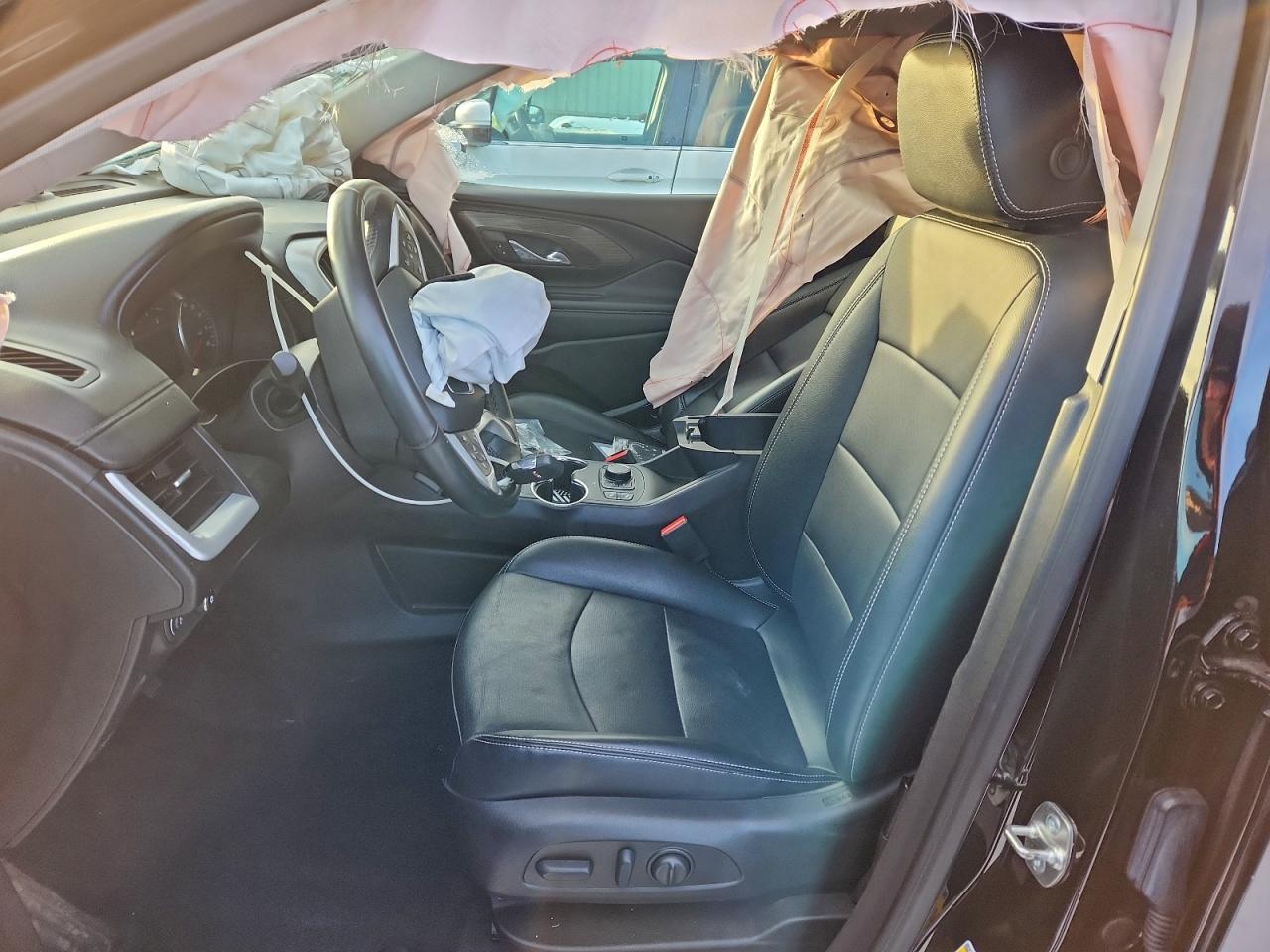 2024 GMC TERRAIN SLT photo 7