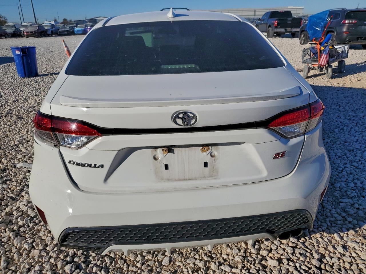 2020 TOYOTA COROLLA SE photo 6