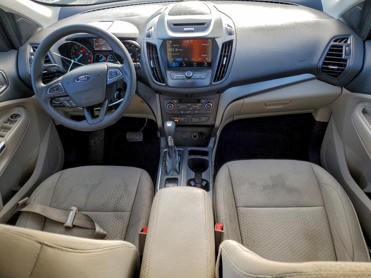 2017 FORD ESCAPE SE photo 8