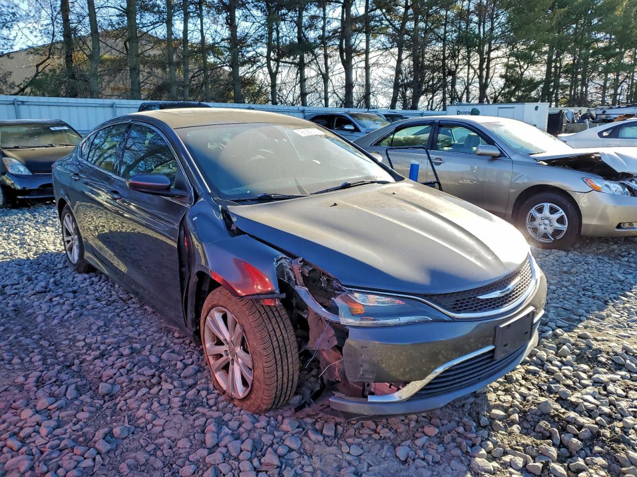 2016 CHRYSLER 200 LIMITED photo 4
