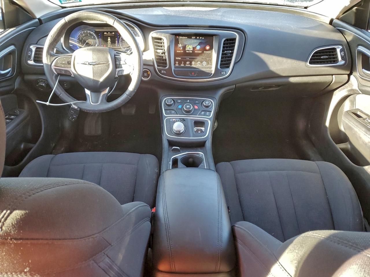 2016 CHRYSLER 200 LIMITED photo 8
