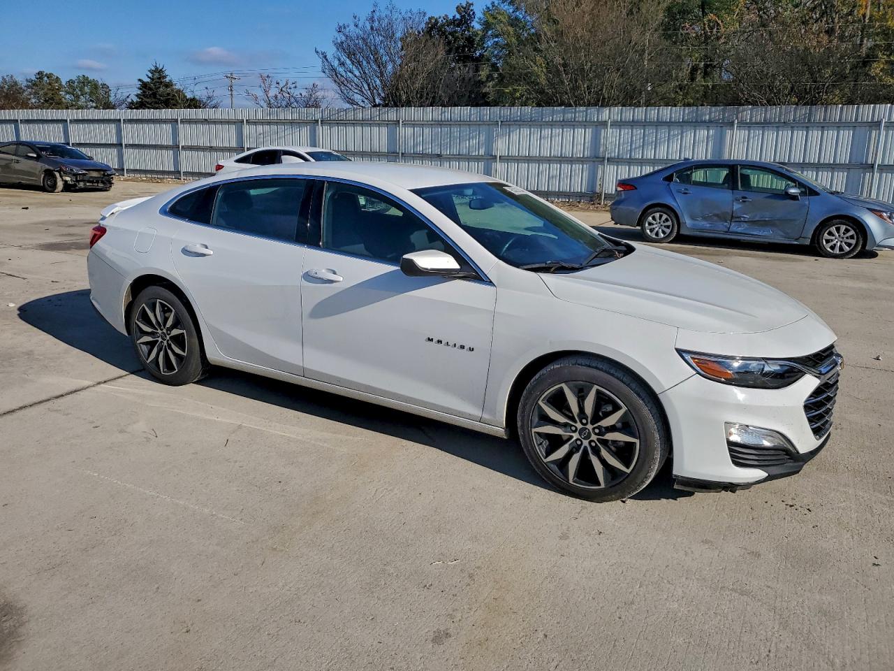 2021 CHEVROLET MALIBU RS photo 4