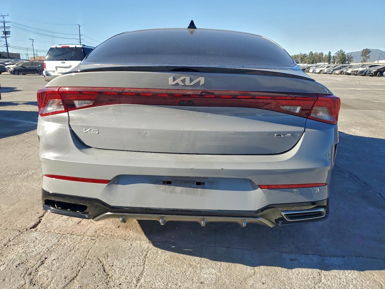 2023 KIA K5 GT LINE photo 6