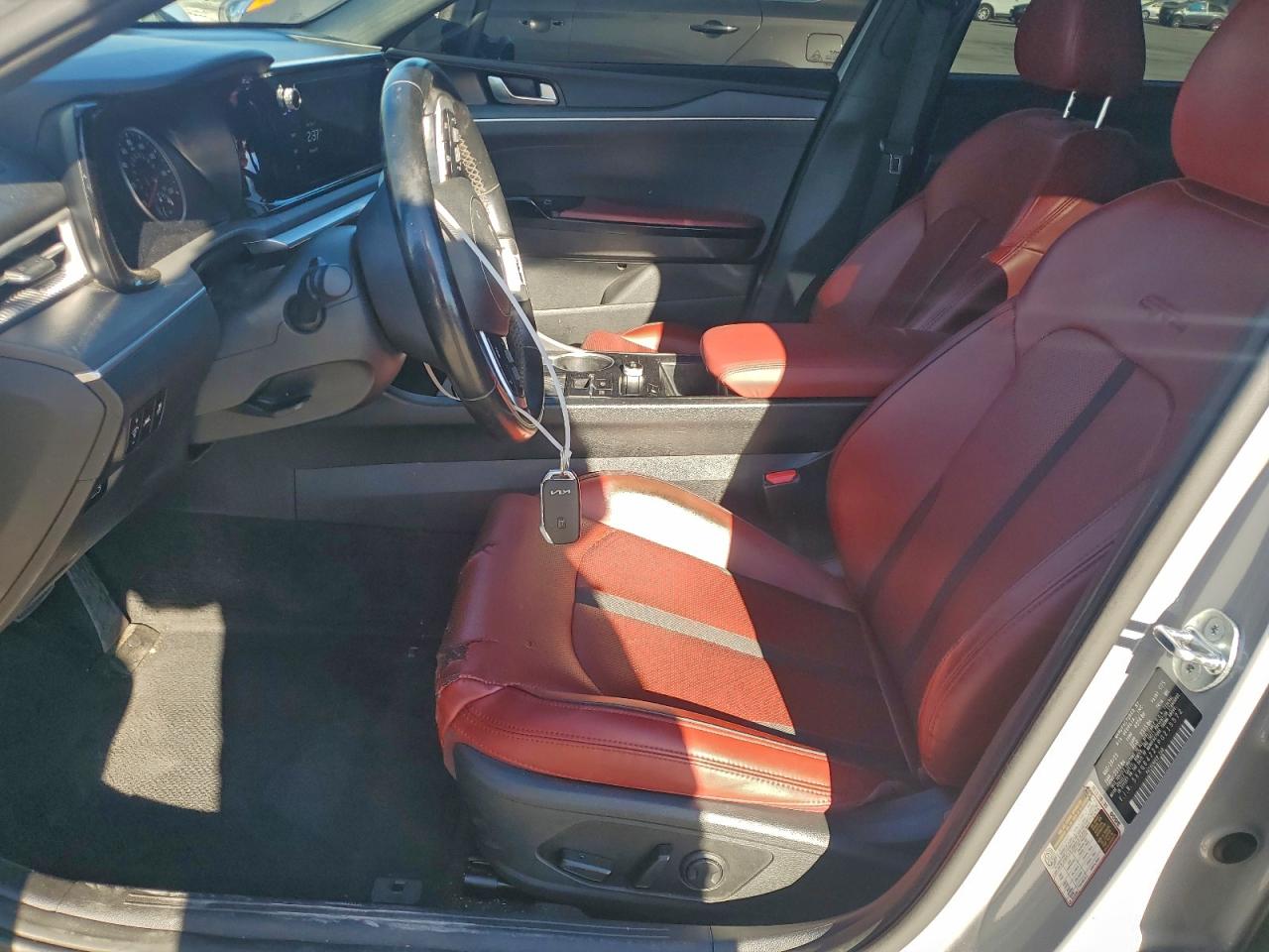2023 KIA K5 GT LINE photo 7