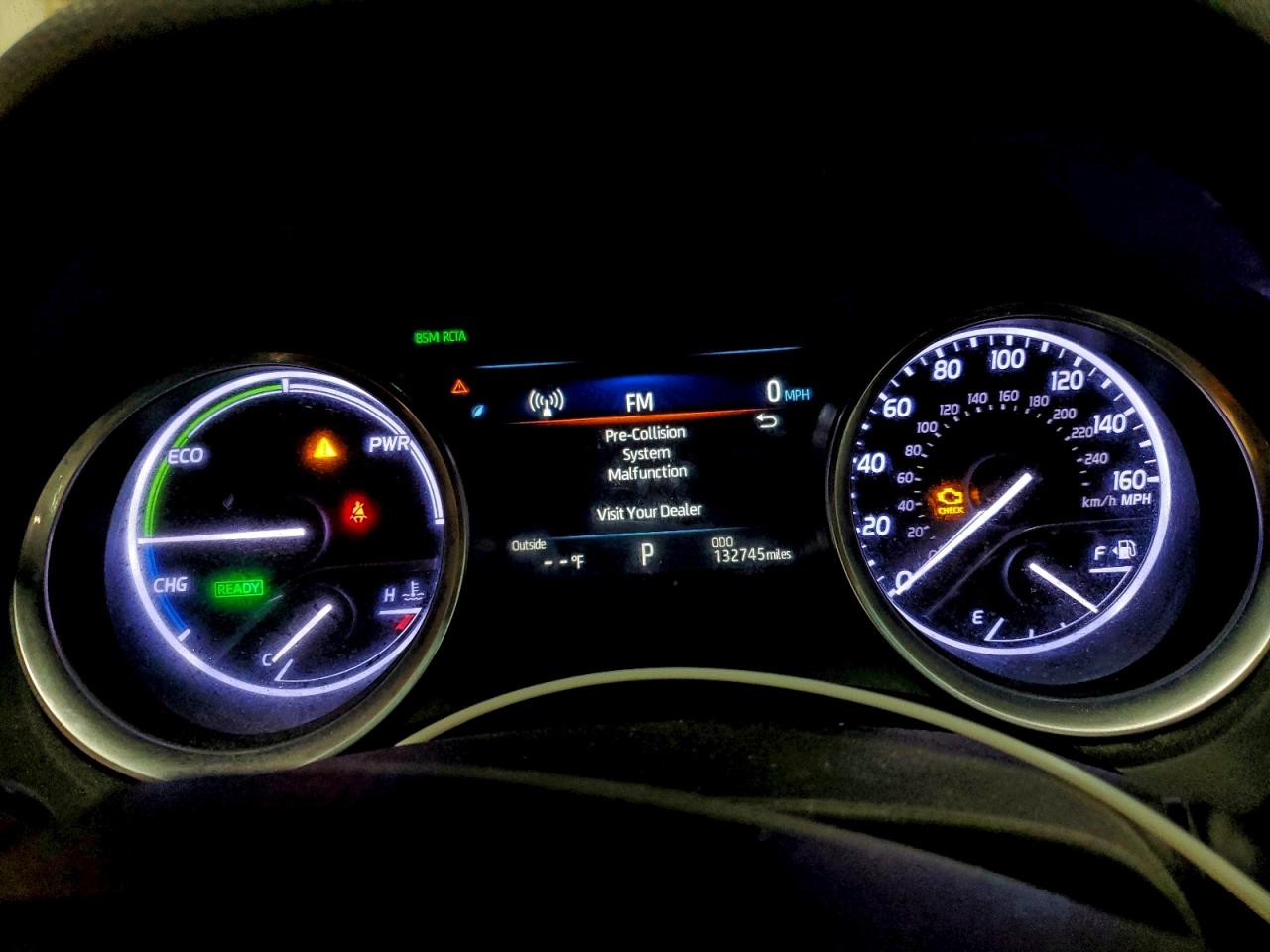 2018 TOYOTA CAMRY HYBRID photo 9