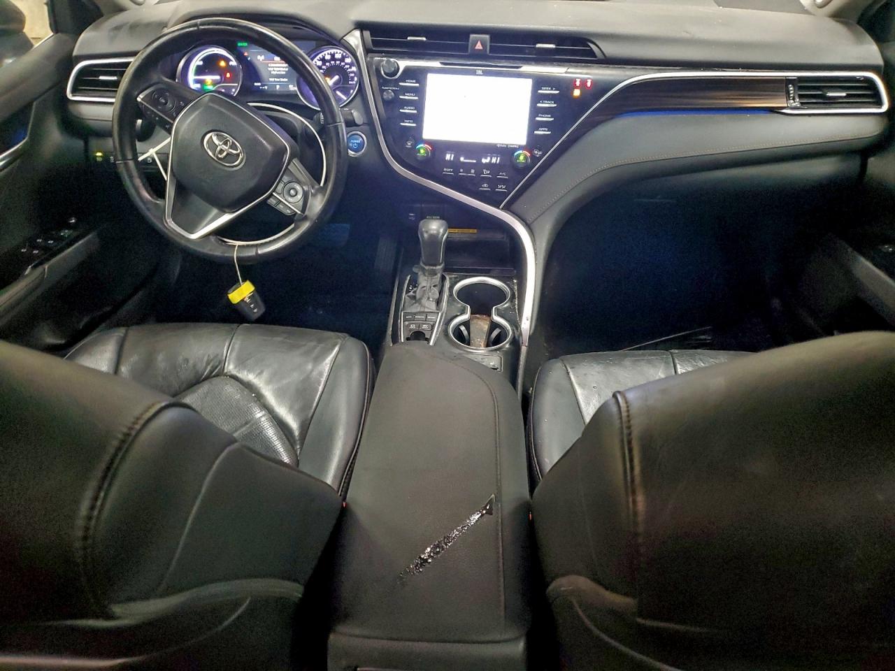 2018 TOYOTA CAMRY HYBRID photo 8