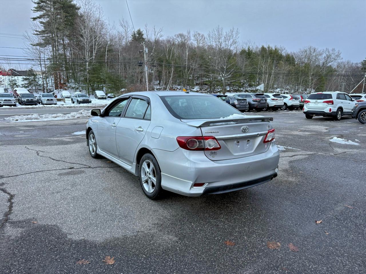 2011 TOYOTA COROLLA BASE photo 3