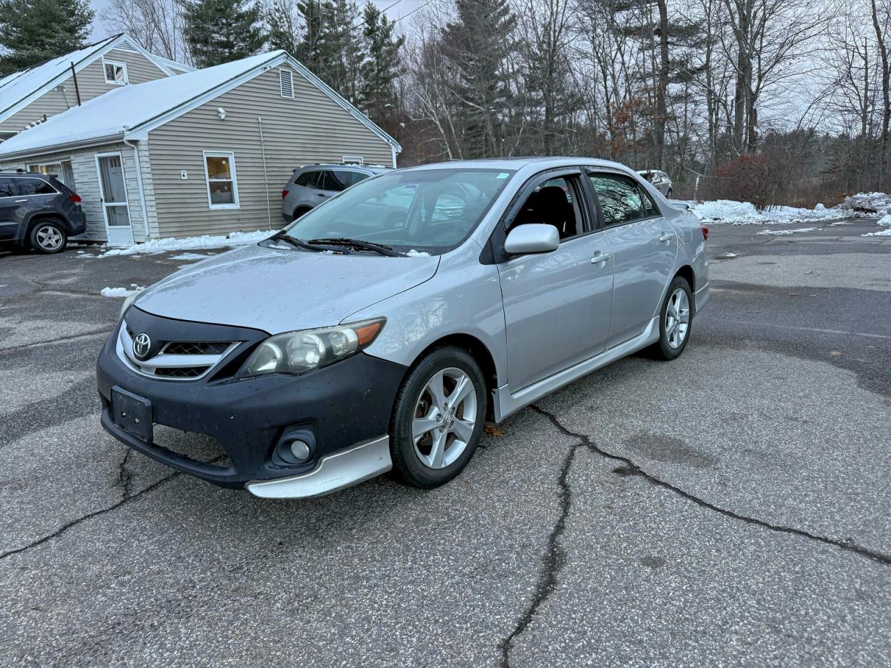 2011 TOYOTA COROLLA BASE photo 2