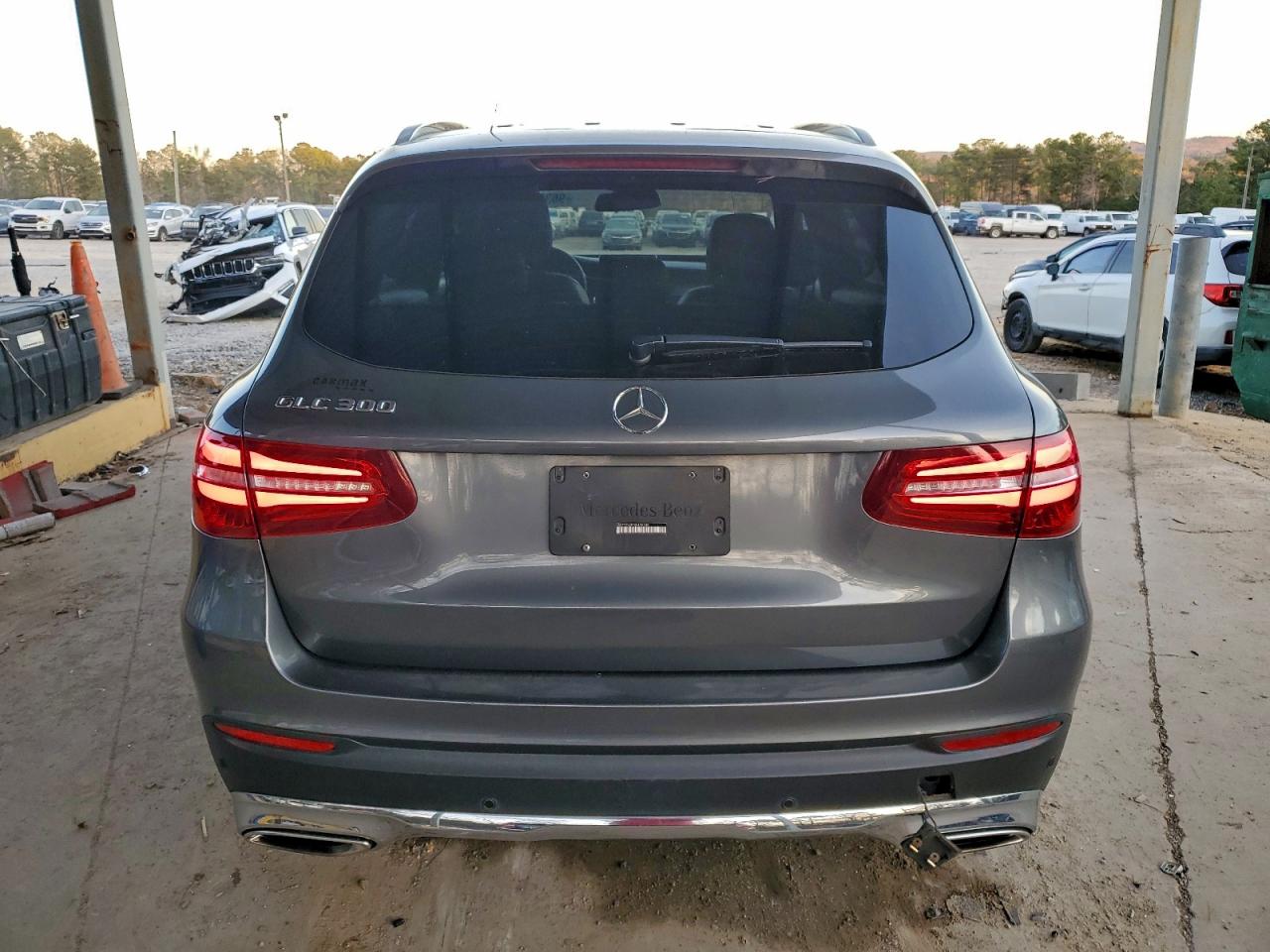 2018 MERCEDES-BENZ GLC 300 photo 11