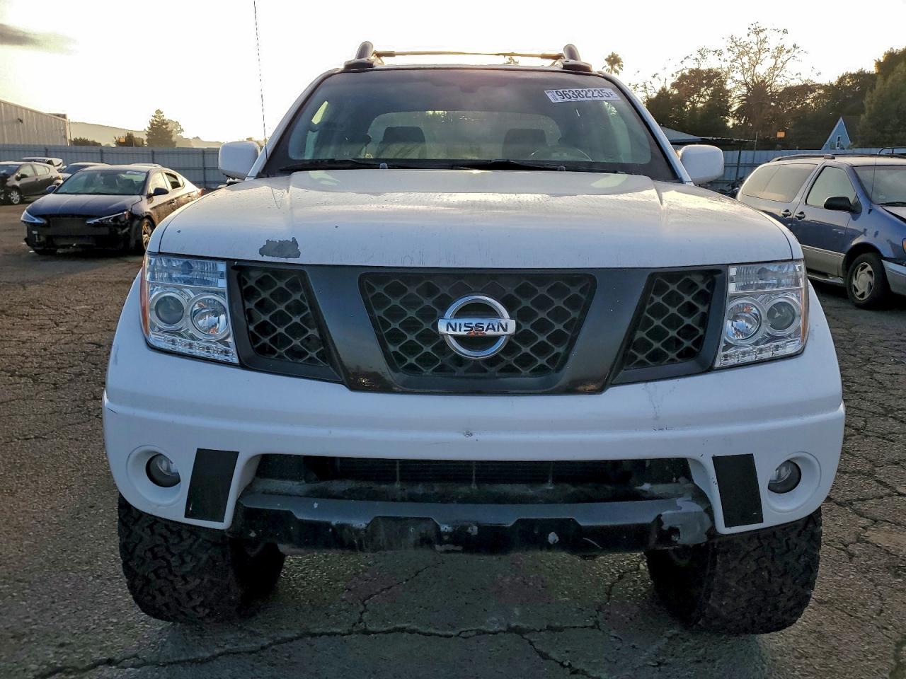 2006 NISSAN FRONTIER CREW CAB LE photo 5
