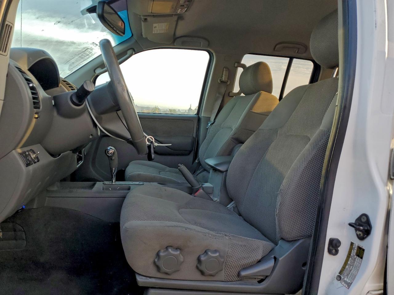 2006 NISSAN FRONTIER CREW CAB LE photo 7