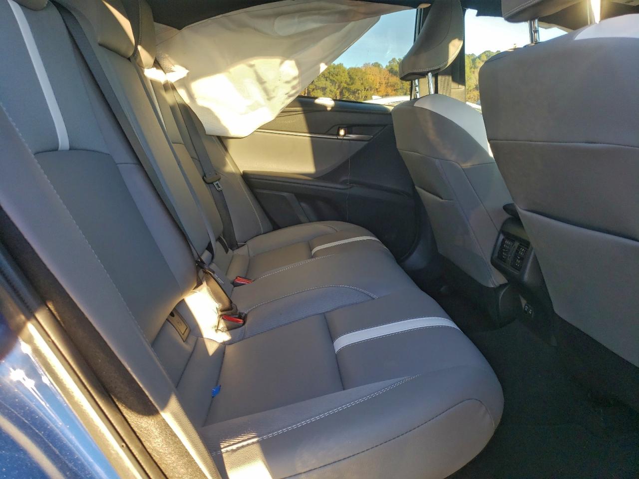 2025 TOYOTA CAMRY XSE photo 10