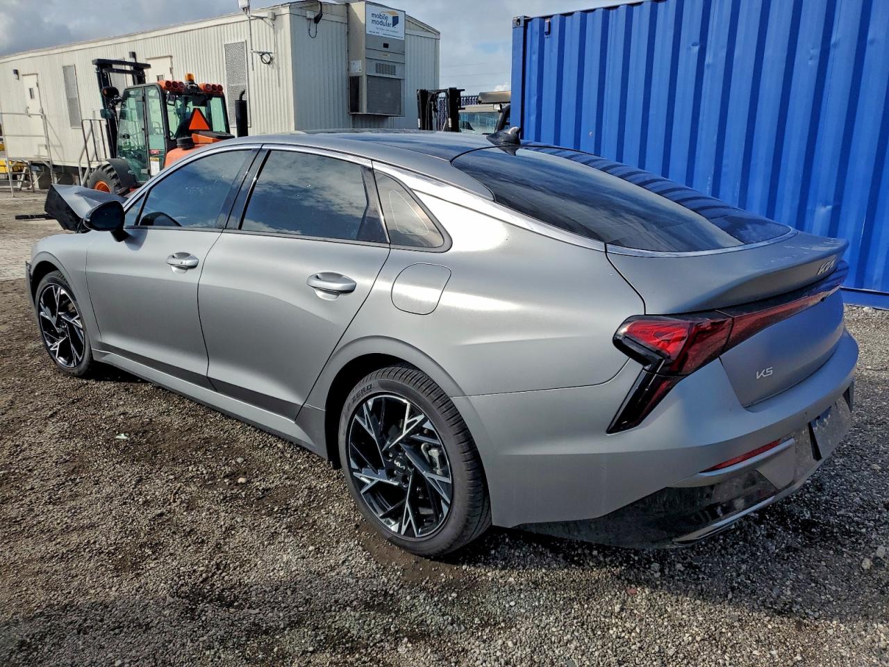 2025 KIA K5 GT LINE photo 2