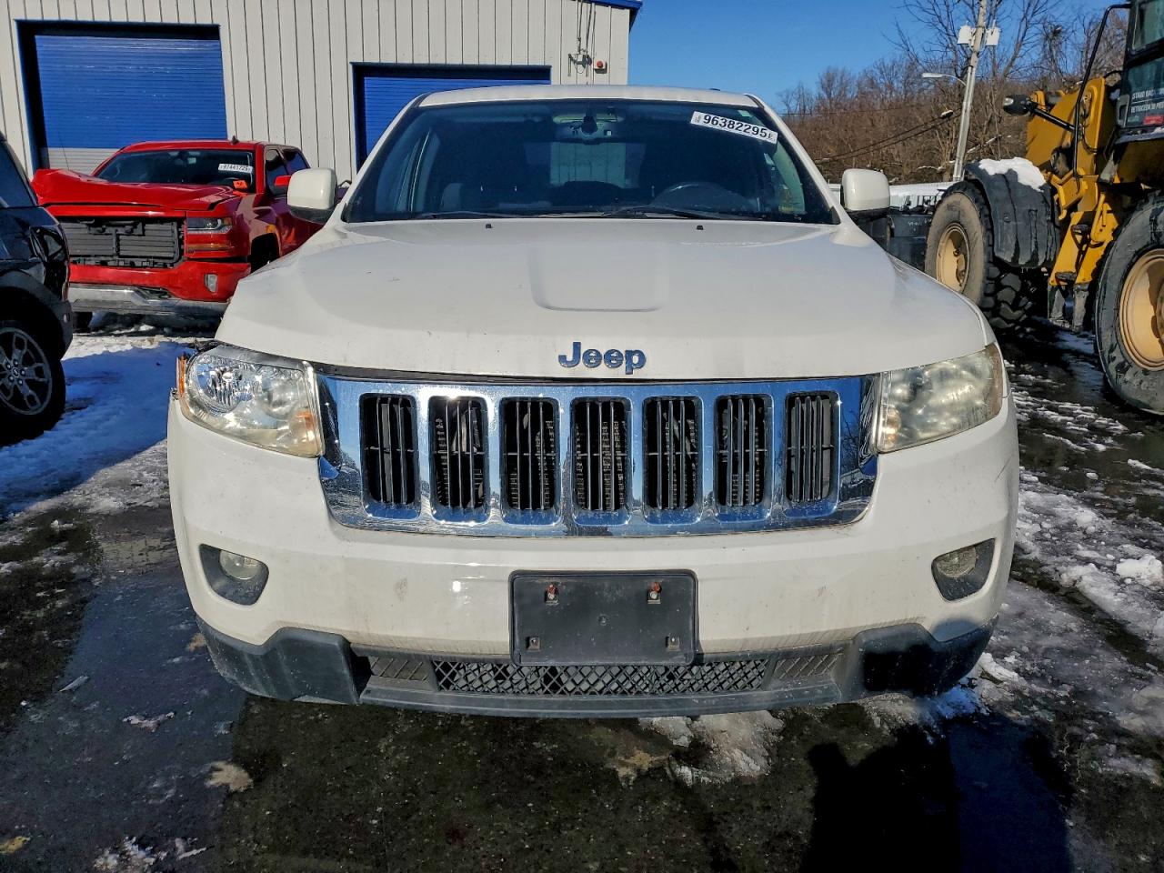 2012 JEEP GRAND CHEROKEE LAREDO photo 5