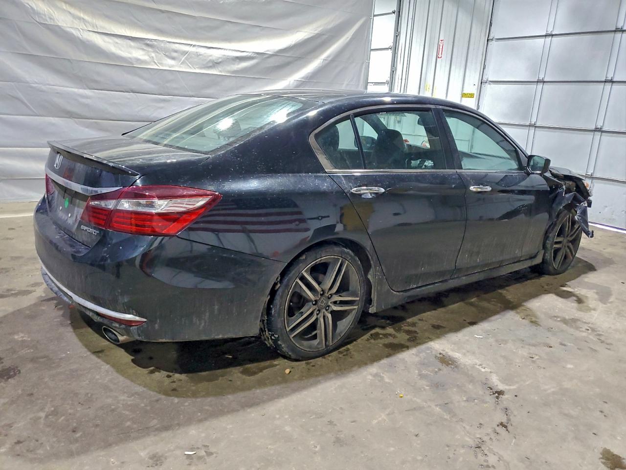 2017 HONDA ACCORD SPORT photo 3