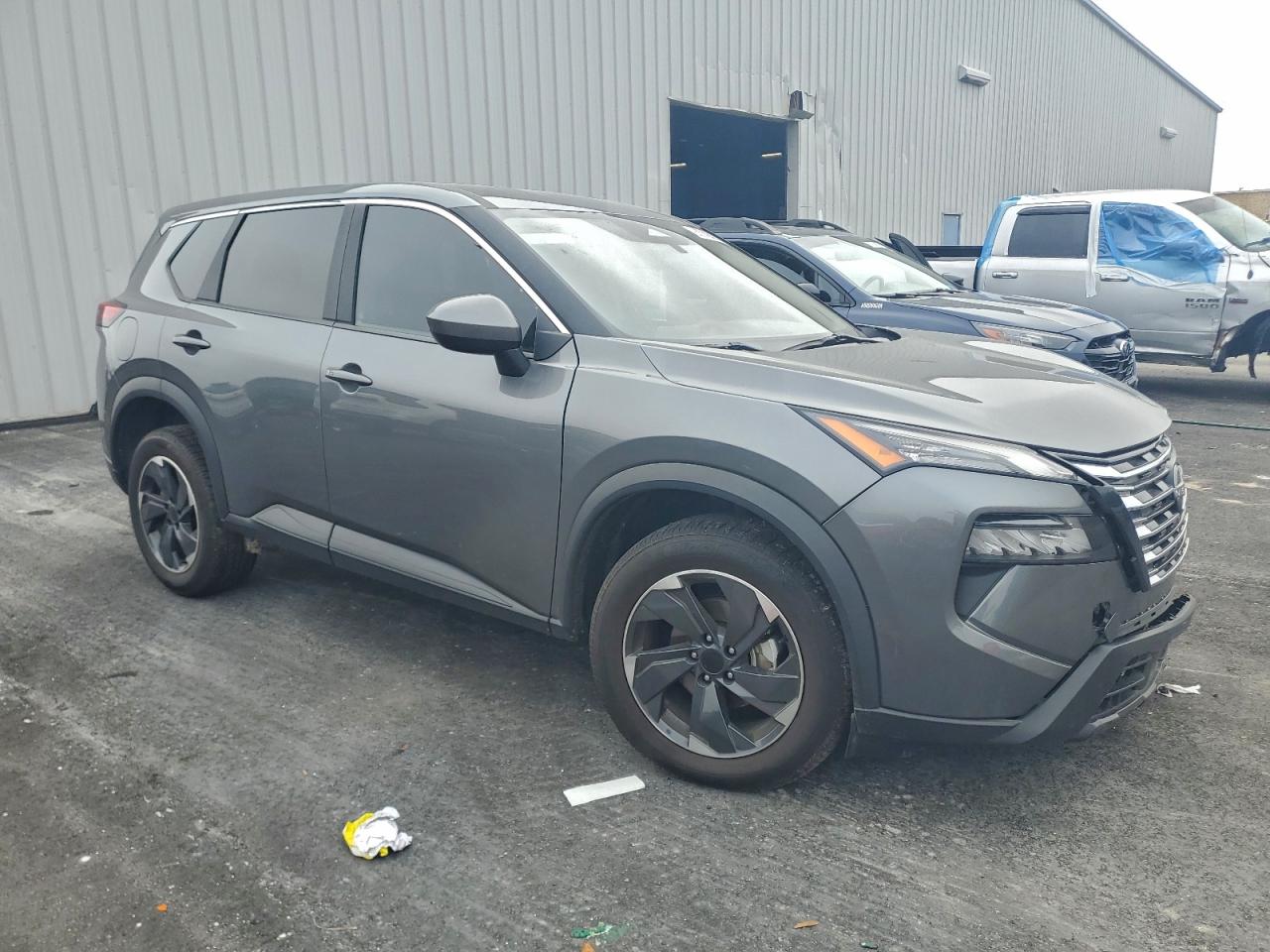 2024 NISSAN ROGUE SV photo 4