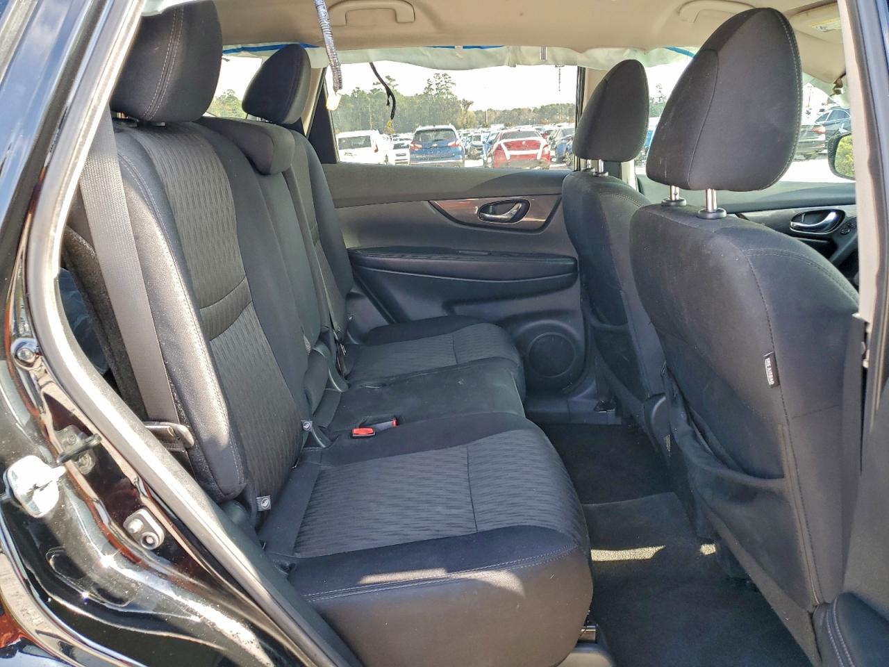 2019 NISSAN ROGUE S photo 11