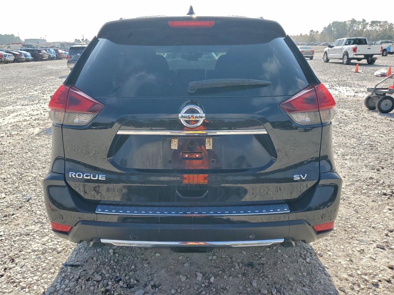 2019 NISSAN ROGUE S photo 6