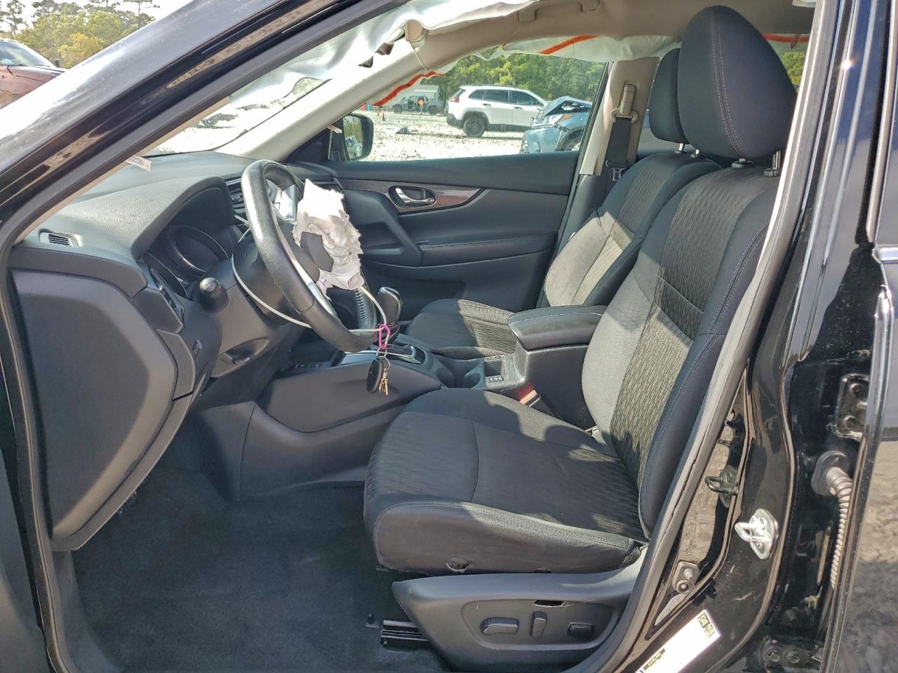2019 NISSAN ROGUE S photo 7