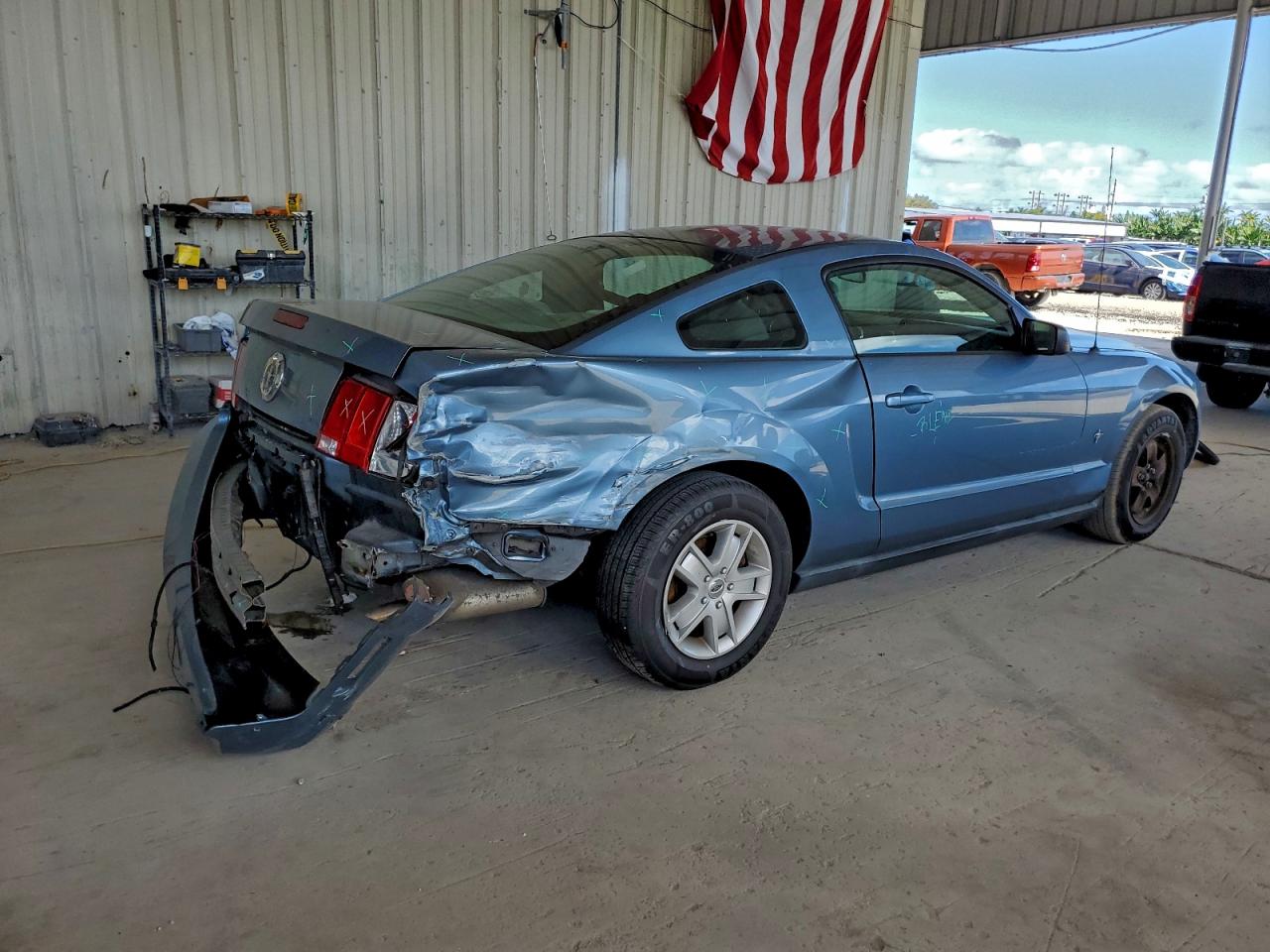 2006 FORD MUSTANG photo 5