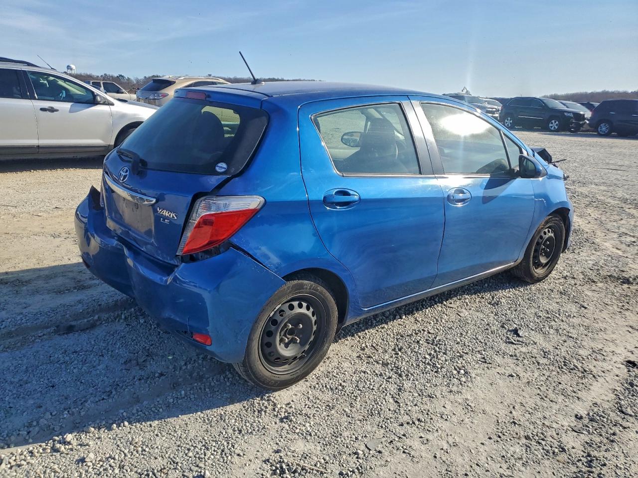 2012 TOYOTA YARIS photo 3